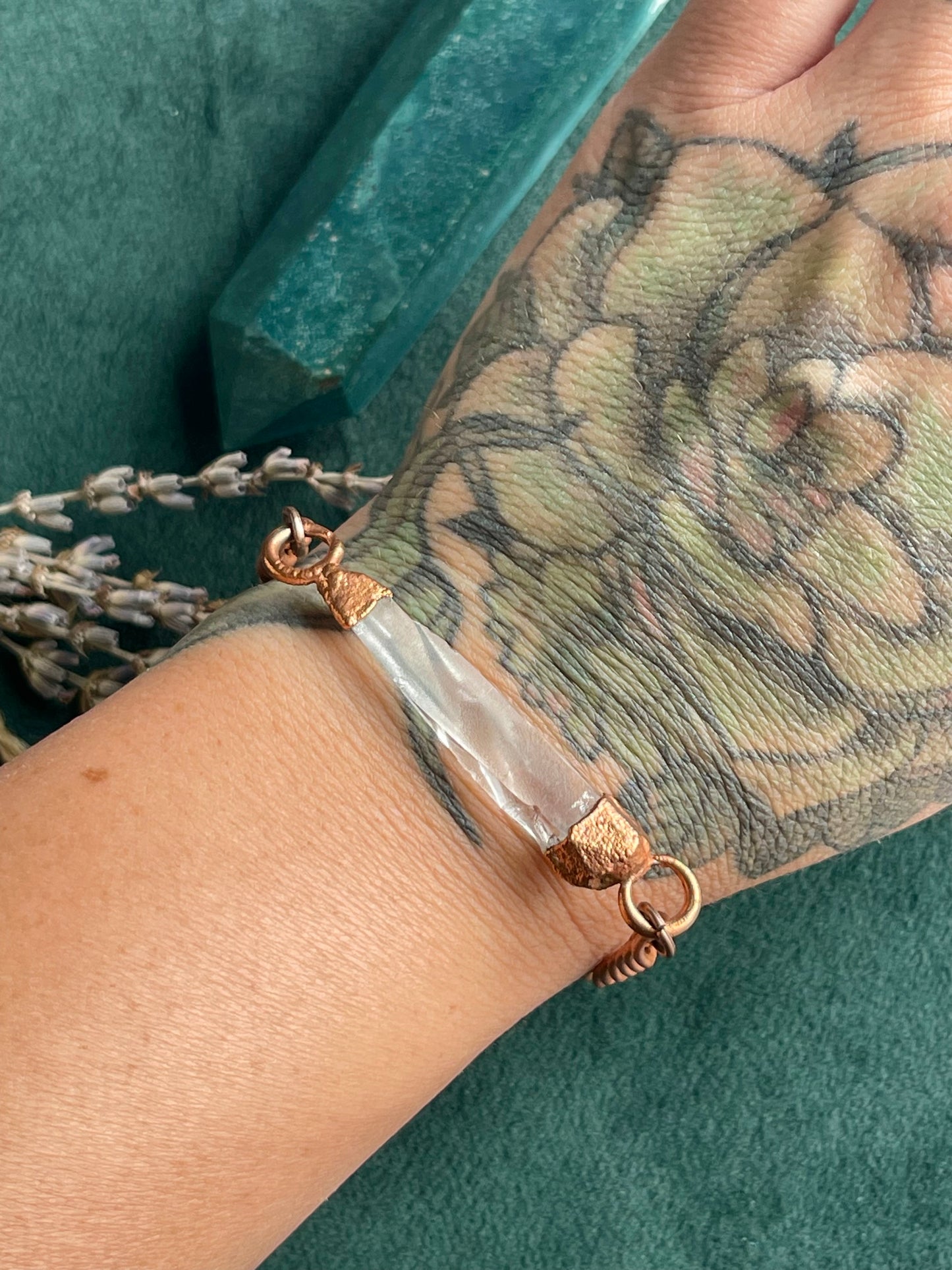 Clear quartz and copper bracelet