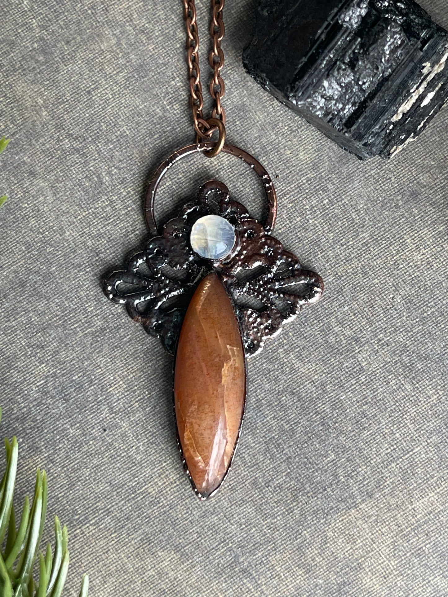 Sunstone/rainbow moonstone pendant