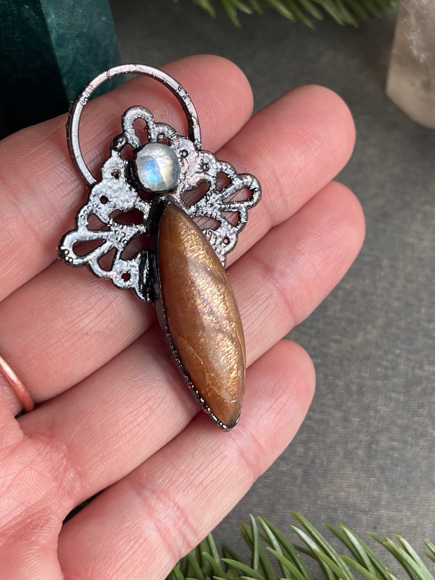 Sunstone/rainbow moonstone pendant