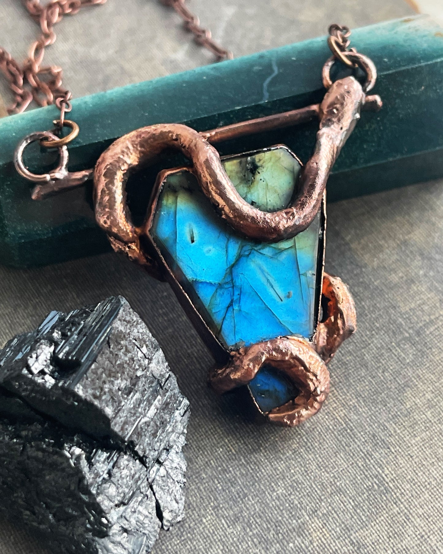Snake & Labradorite necklace